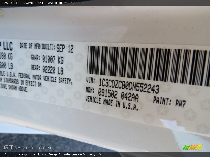New Bright White / Black 2013 Dodge Avenger SXT