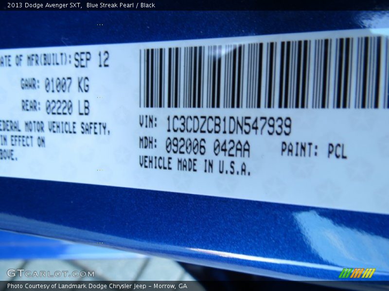 Blue Streak Pearl / Black 2013 Dodge Avenger SXT