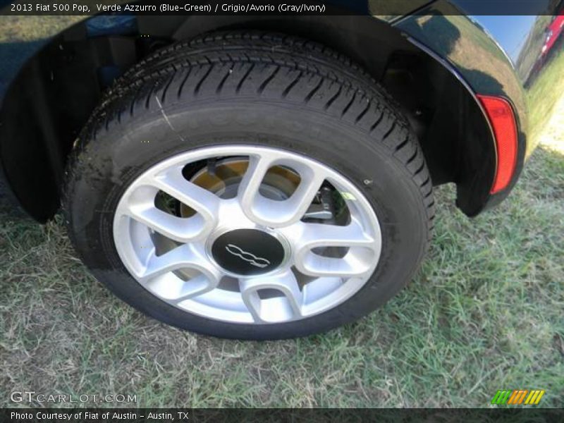 Verde Azzurro (Blue-Green) / Grigio/Avorio (Gray/Ivory) 2013 Fiat 500 Pop