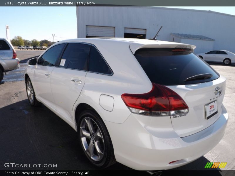 Blizzard White Pearl / Ivory 2013 Toyota Venza XLE