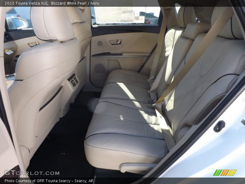 Blizzard White Pearl / Ivory 2013 Toyota Venza XLE