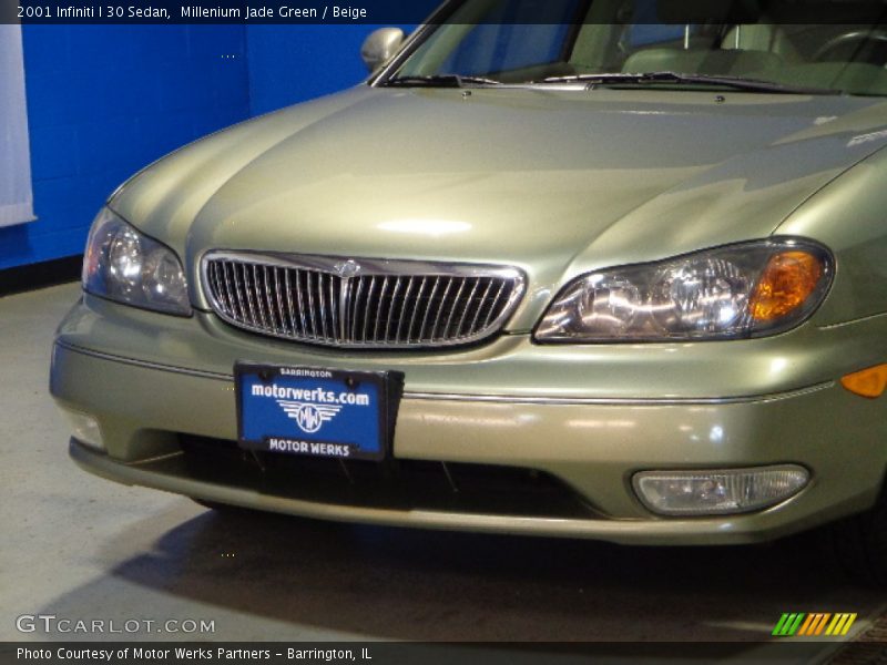 Millenium Jade Green / Beige 2001 Infiniti I 30 Sedan