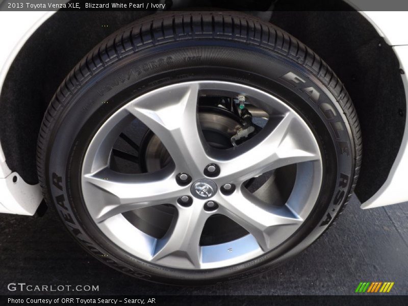 Blizzard White Pearl / Ivory 2013 Toyota Venza XLE