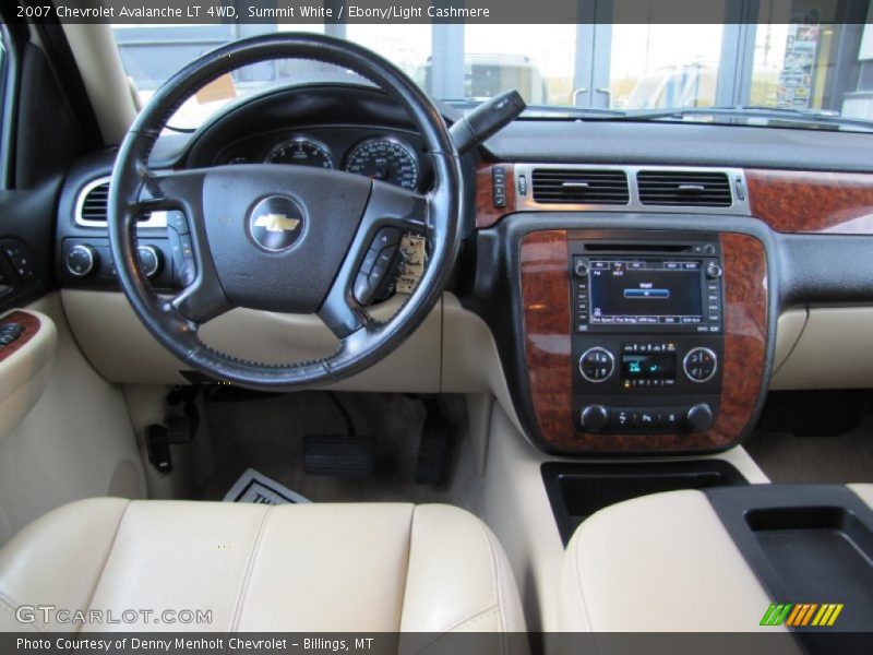 Summit White / Ebony/Light Cashmere 2007 Chevrolet Avalanche LT 4WD