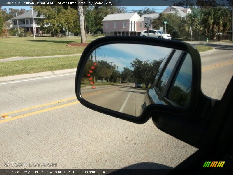 Silver Birch Metallic / Stone Gray 2004 GMC Yukon Denali AWD
