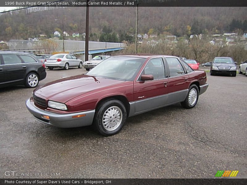 Front 3/4 View of 1996 Regal Gran Sport Sedan