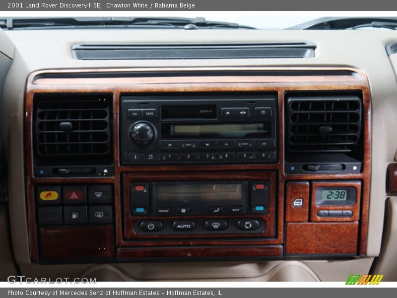 Chawton White / Bahama Beige 2001 Land Rover Discovery II SE