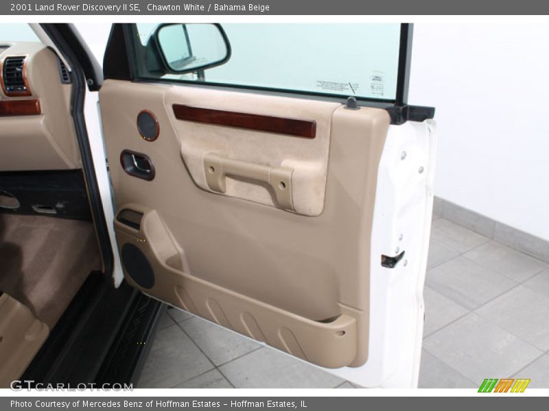 Chawton White / Bahama Beige 2001 Land Rover Discovery II SE