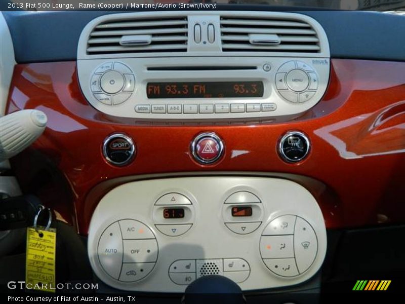 Controls of 2013 500 Lounge