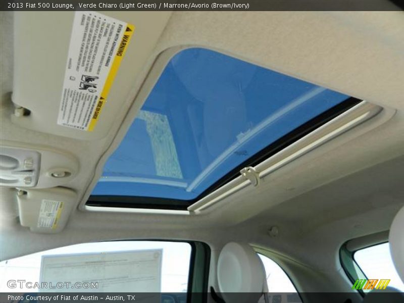 Sunroof of 2013 500 Lounge