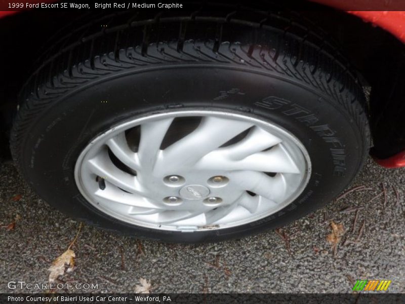 Bright Red / Medium Graphite 1999 Ford Escort SE Wagon