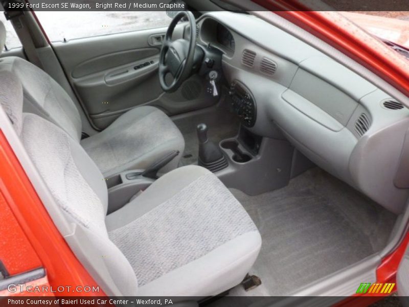  1999 Escort SE Wagon Medium Graphite Interior
