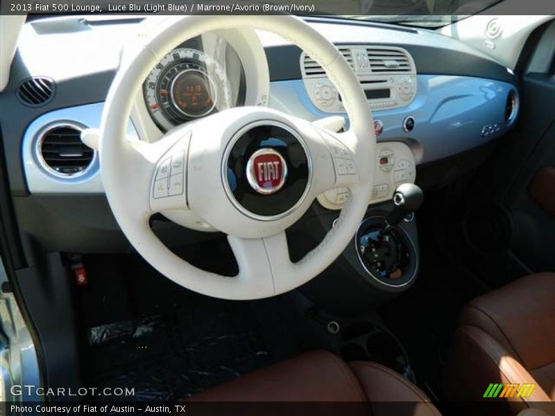 Dashboard of 2013 500 Lounge