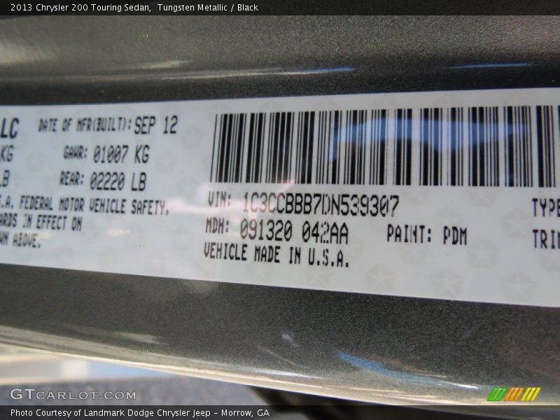 Tungsten Metallic / Black 2013 Chrysler 200 Touring Sedan