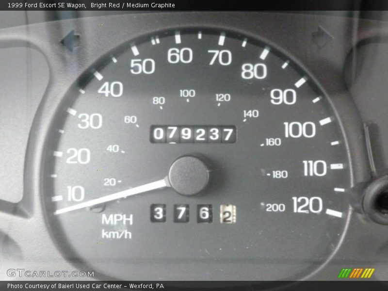 Bright Red / Medium Graphite 1999 Ford Escort SE Wagon