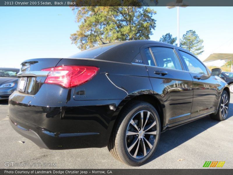 Black / Black 2013 Chrysler 200 S Sedan