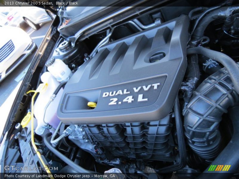 Black / Black 2013 Chrysler 200 S Sedan