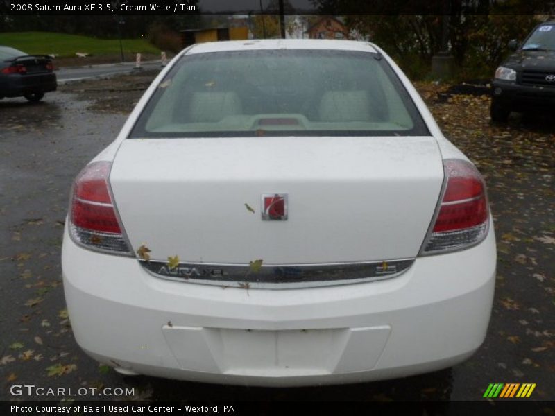 Cream White / Tan 2008 Saturn Aura XE 3.5