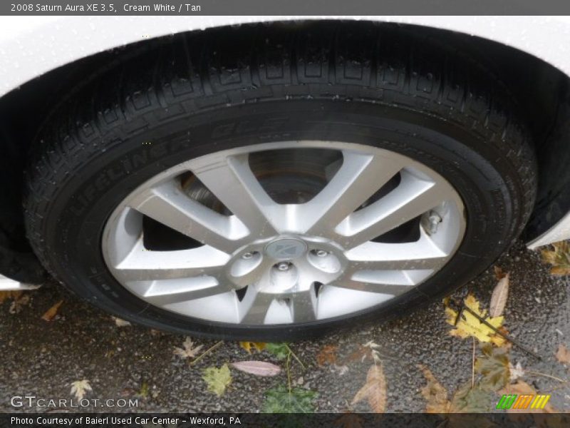 Cream White / Tan 2008 Saturn Aura XE 3.5