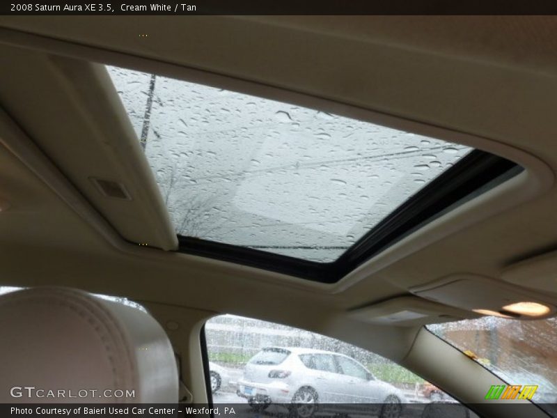 Cream White / Tan 2008 Saturn Aura XE 3.5