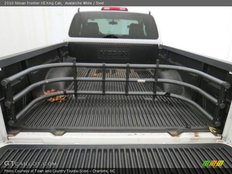 Avalanche White / Steel 2010 Nissan Frontier XE King Cab