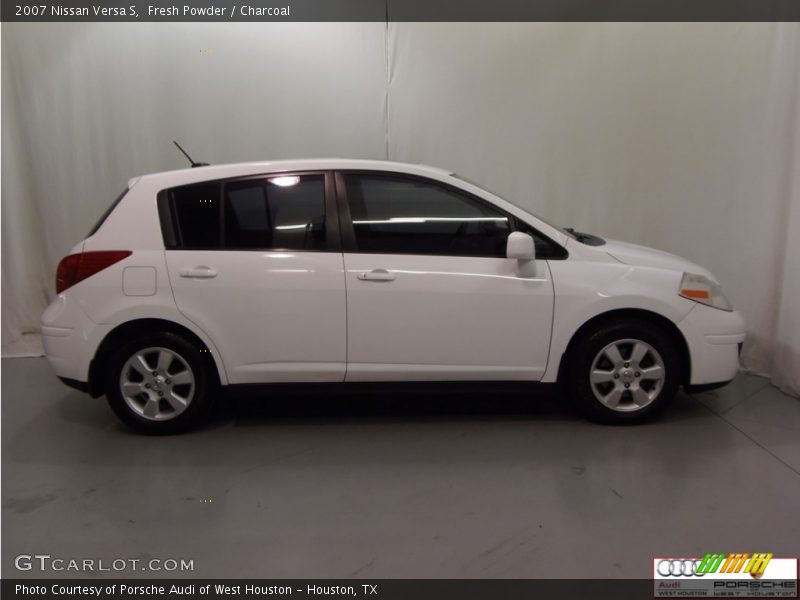 Fresh Powder / Charcoal 2007 Nissan Versa S