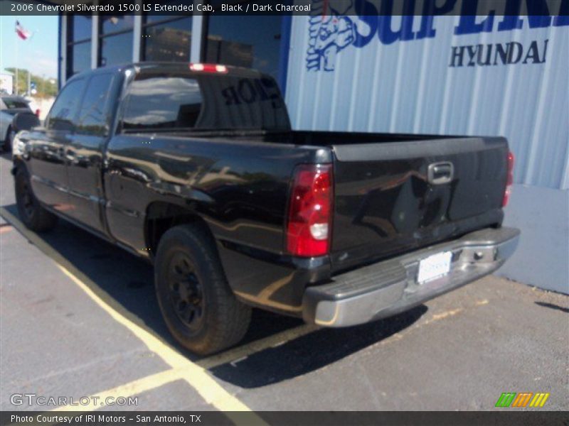 Black / Dark Charcoal 2006 Chevrolet Silverado 1500 LS Extended Cab