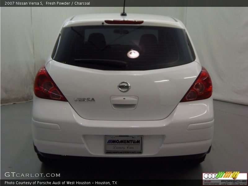 Fresh Powder / Charcoal 2007 Nissan Versa S