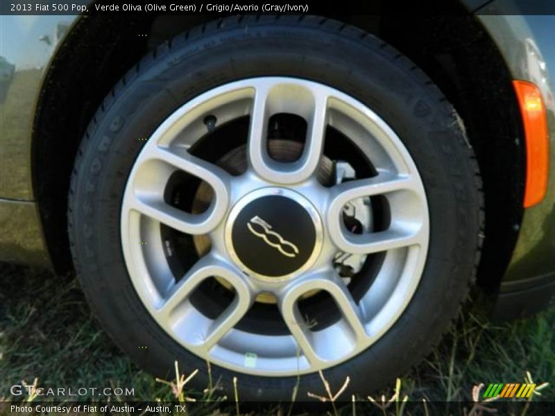 Verde Oliva (Olive Green) / Grigio/Avorio (Gray/Ivory) 2013 Fiat 500 Pop