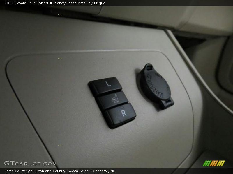 Sandy Beach Metallic / Bisque 2010 Toyota Prius Hybrid III