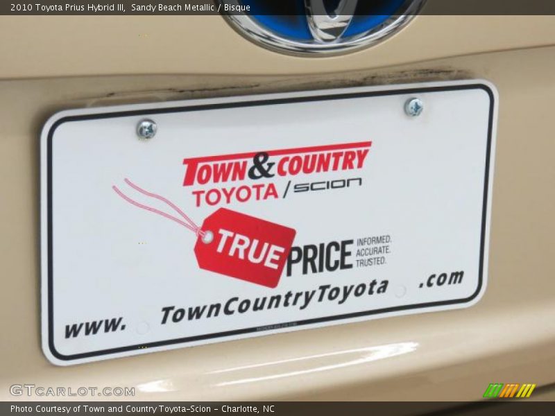 Sandy Beach Metallic / Bisque 2010 Toyota Prius Hybrid III