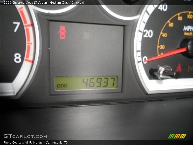 Medium Gray / Charcoal 2009 Chevrolet Aveo LT Sedan
