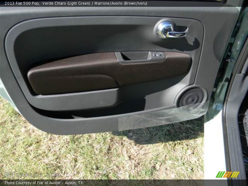 Verde Chiaro (Light Green) / Marrone/Avorio (Brown/Ivory) 2013 Fiat 500 Pop