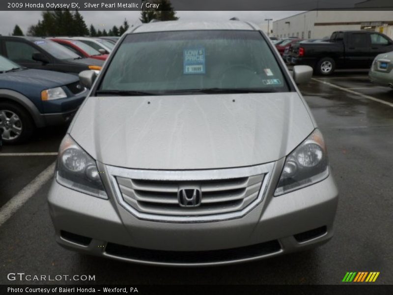 Silver Pearl Metallic / Gray 2009 Honda Odyssey EX