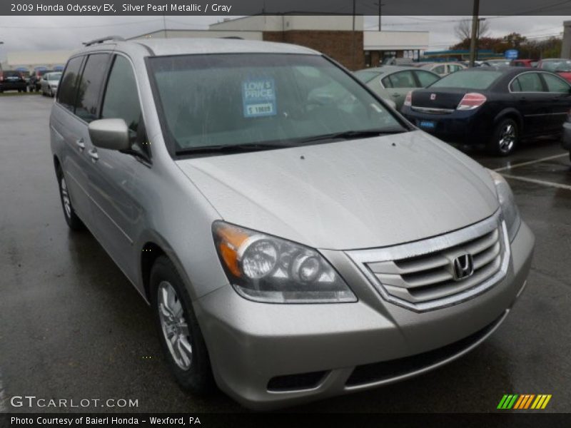Silver Pearl Metallic / Gray 2009 Honda Odyssey EX