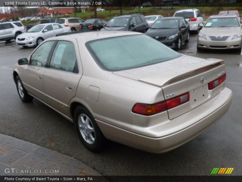 Cashmere Beige Metallic / Oak 1998 Toyota Camry LE