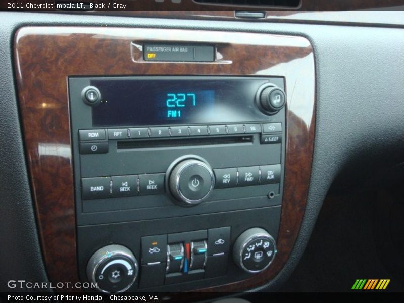 Black / Gray 2011 Chevrolet Impala LT