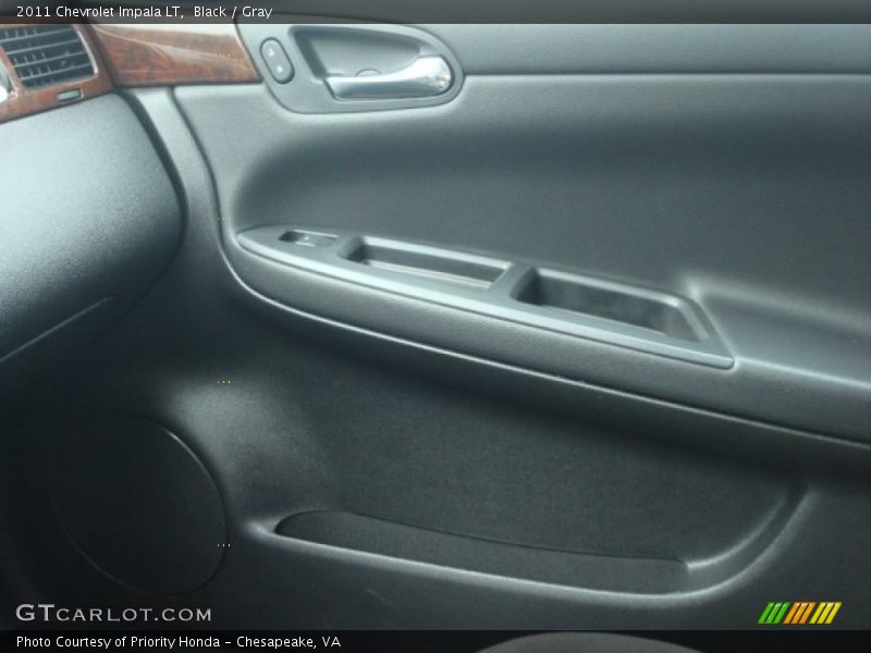 Black / Gray 2011 Chevrolet Impala LT