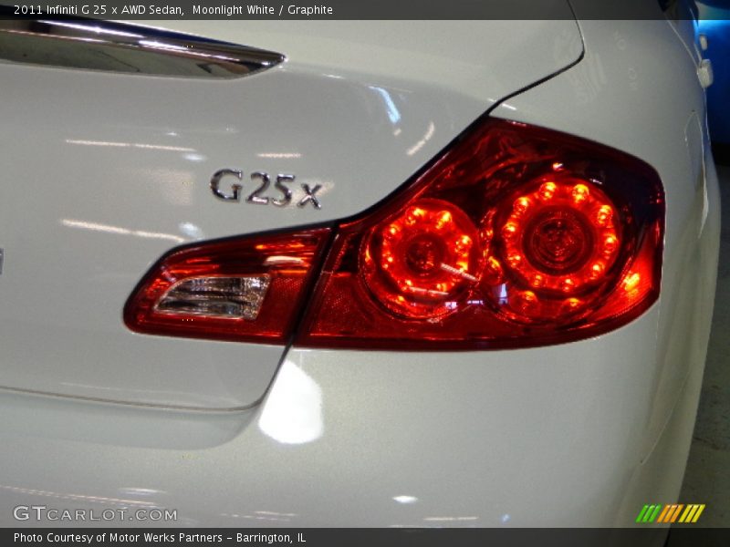 Moonlight White / Graphite 2011 Infiniti G 25 x AWD Sedan