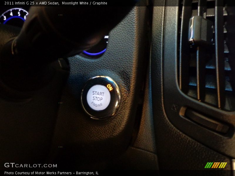 Moonlight White / Graphite 2011 Infiniti G 25 x AWD Sedan