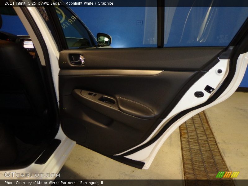 Moonlight White / Graphite 2011 Infiniti G 25 x AWD Sedan