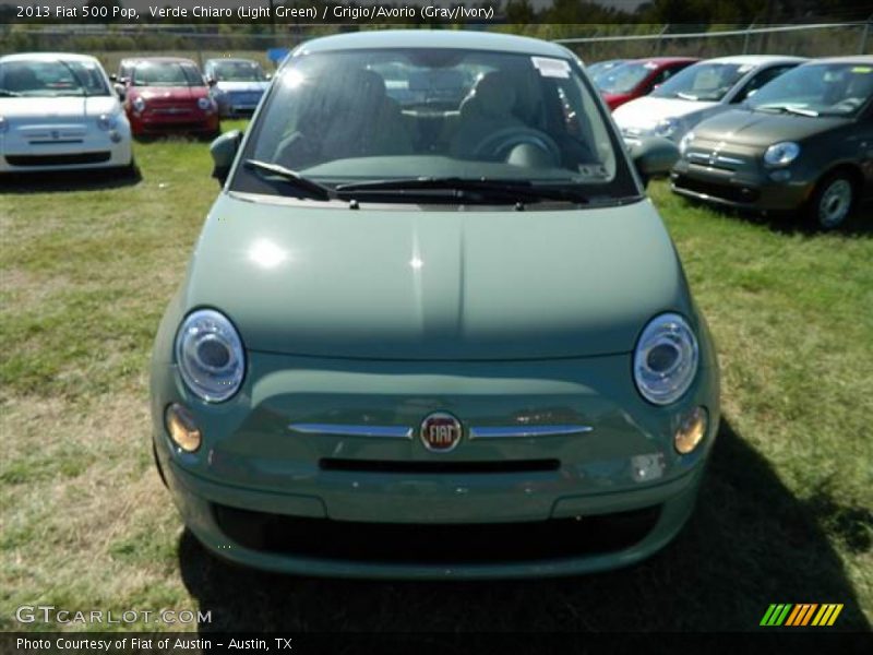 Verde Chiaro (Light Green) / Grigio/Avorio (Gray/Ivory) 2013 Fiat 500 Pop