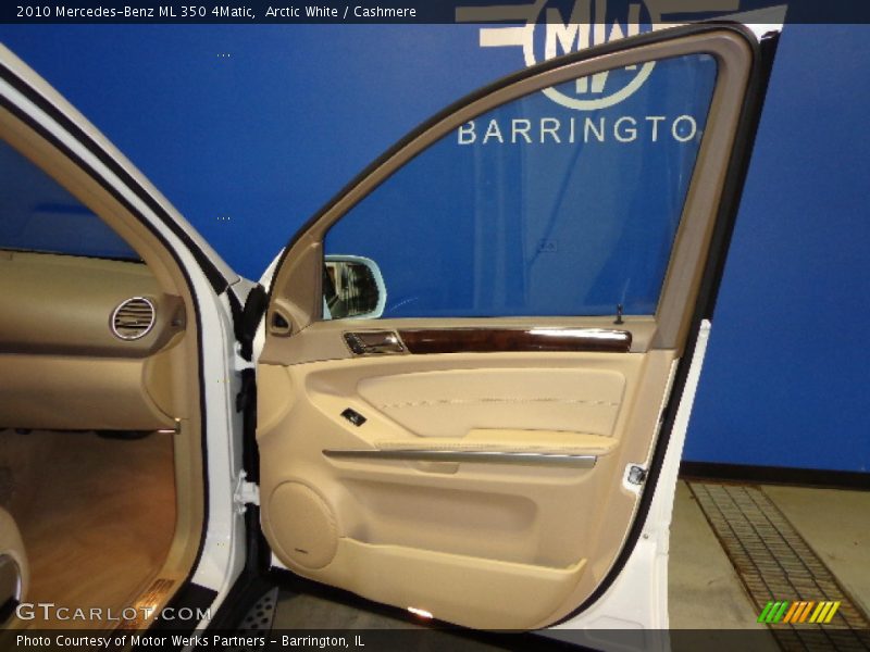 Arctic White / Cashmere 2010 Mercedes-Benz ML 350 4Matic