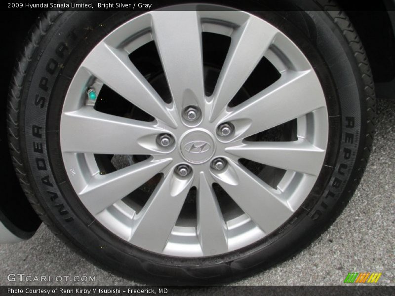 Bright Silver / Gray 2009 Hyundai Sonata Limited