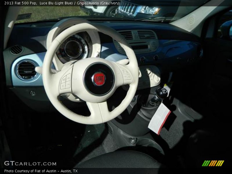 Luce Blu (Light Blue) / Grigio/Avorio (Gray/Ivory) 2013 Fiat 500 Pop