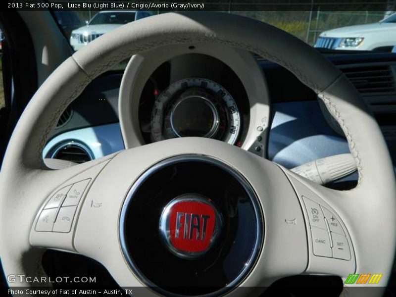 Luce Blu (Light Blue) / Grigio/Avorio (Gray/Ivory) 2013 Fiat 500 Pop