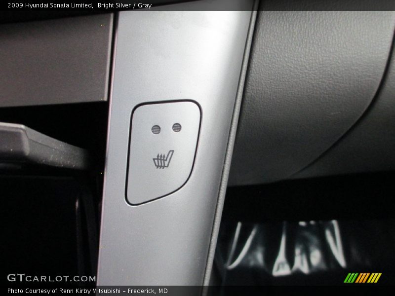 Bright Silver / Gray 2009 Hyundai Sonata Limited