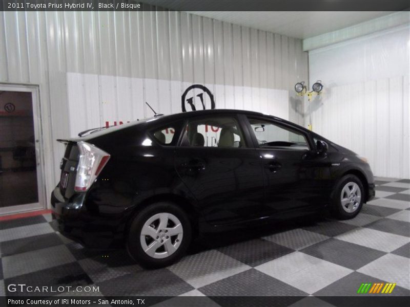 Black / Bisque 2011 Toyota Prius Hybrid IV