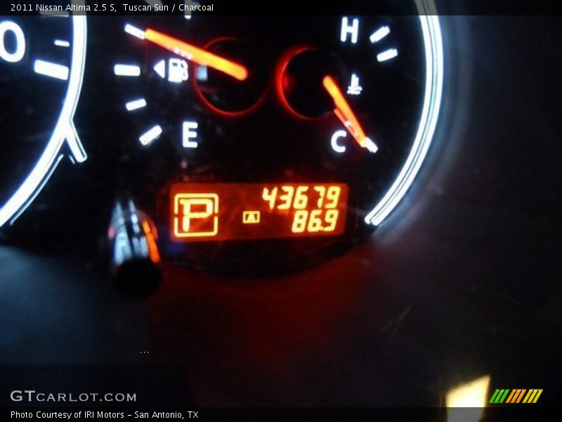 Tuscan Sun / Charcoal 2011 Nissan Altima 2.5 S