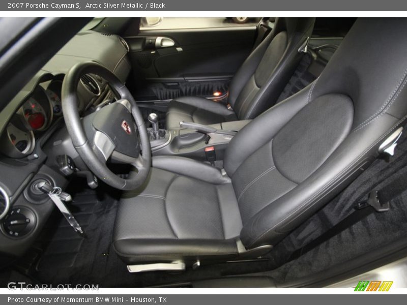 Front Seat of 2007 Cayman S